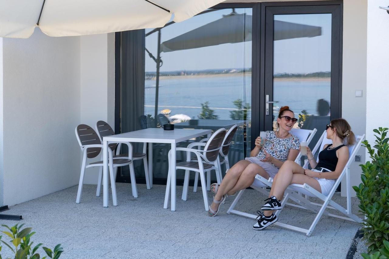 Ow Mewa Nad Jeziorem Resort